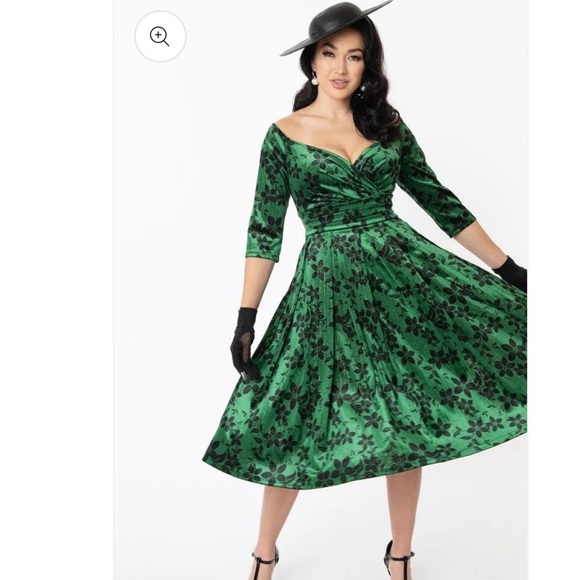 Unique Vintage Dresses & Skirts - Unique Vintage Green Black Floral W/Metallic Threads Marline Swing Dress NWT XL